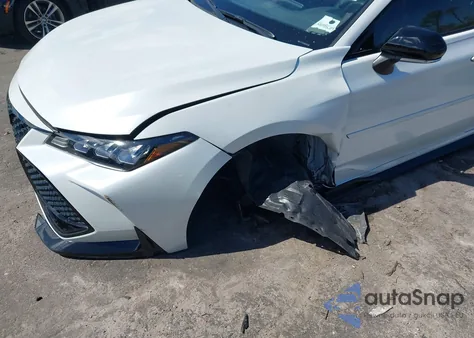 2021 Toyota Avalon Trd z USA, uszkodzony, nr VIN 4T1FZ1FB0MU064774